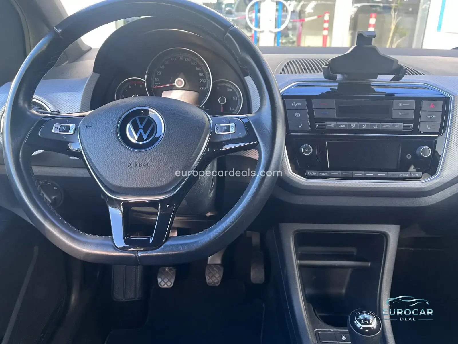 Volkswagen up!