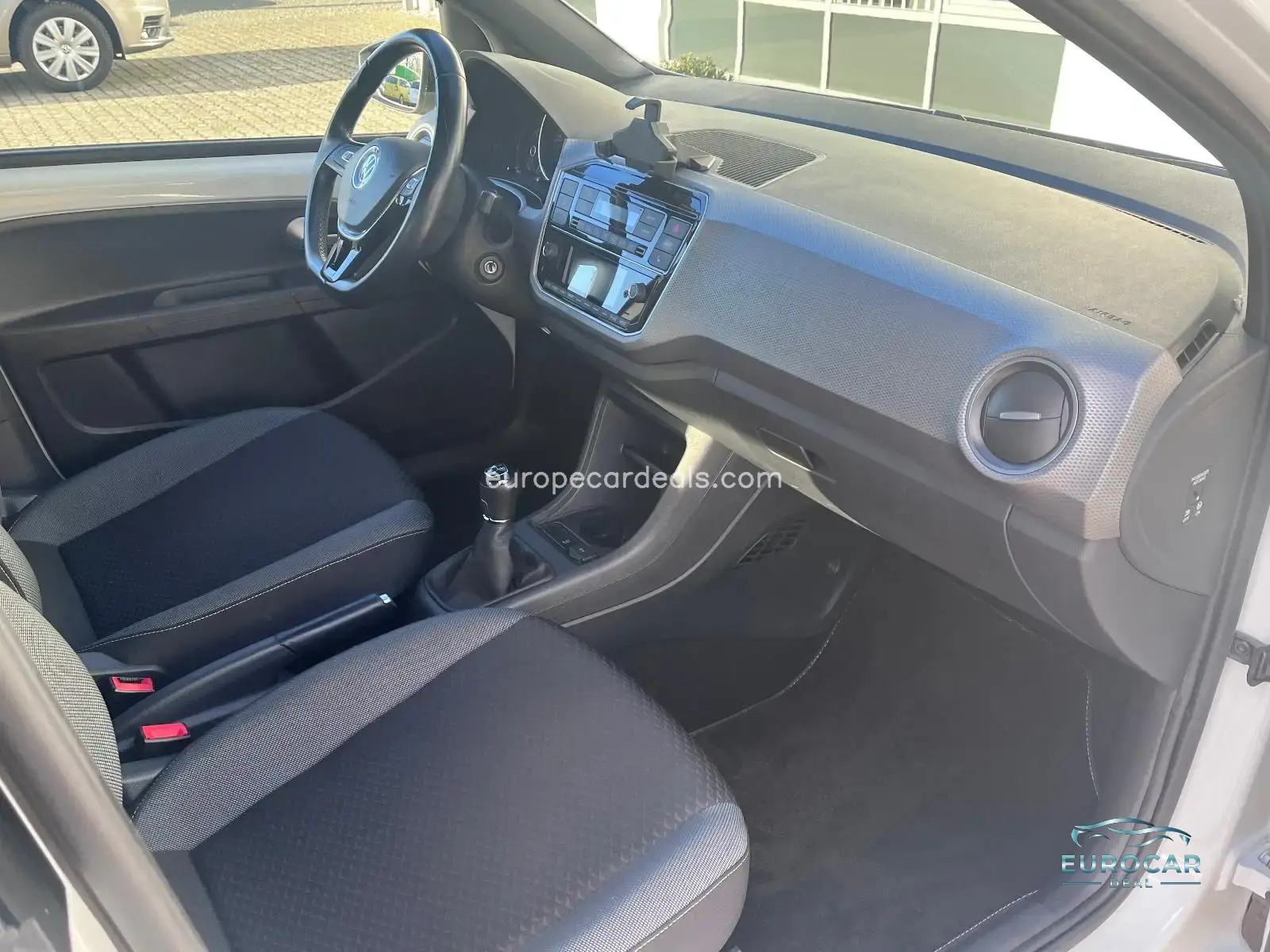 Volkswagen up!
