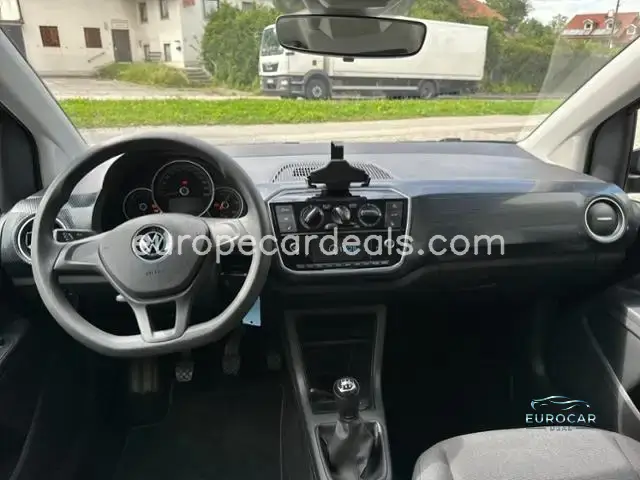 Volkswagen up!