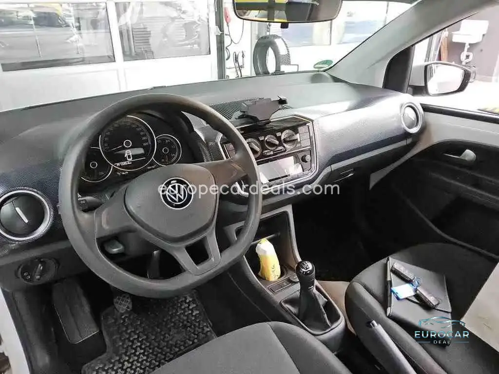 Volkswagen up!