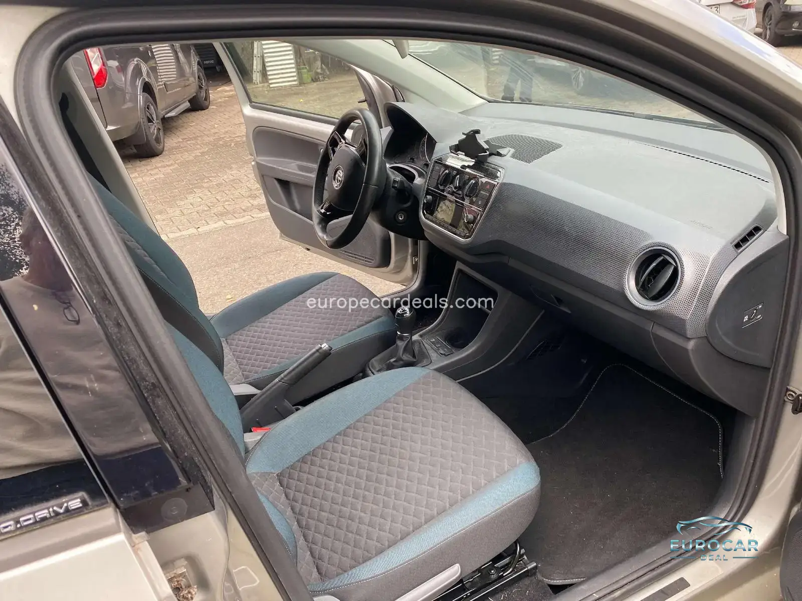 Volkswagen up!