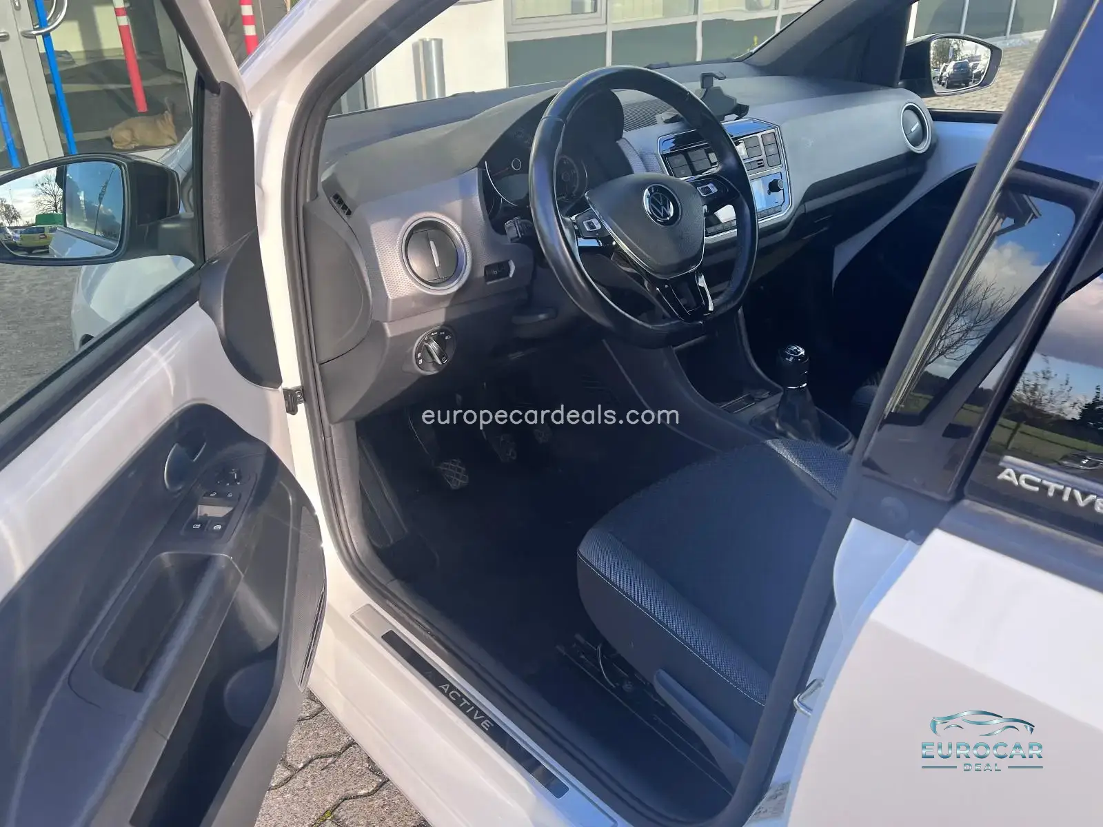 Volkswagen up!