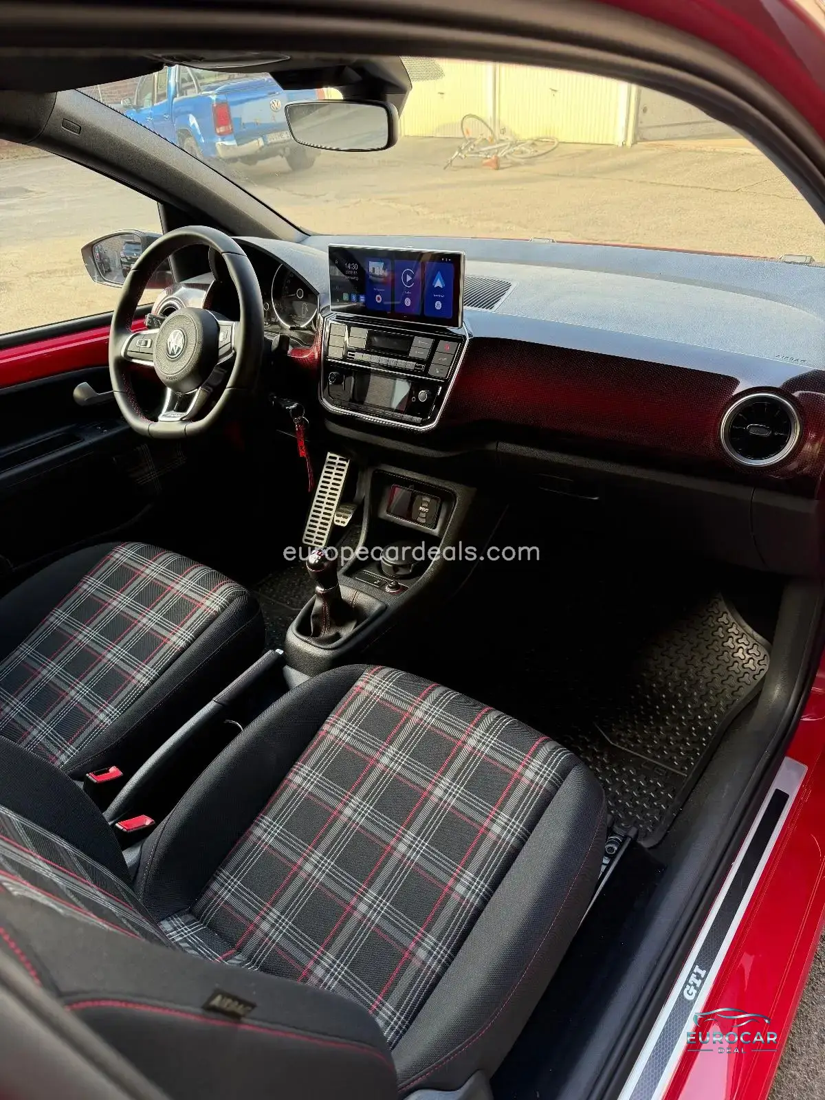 Volkswagen up!