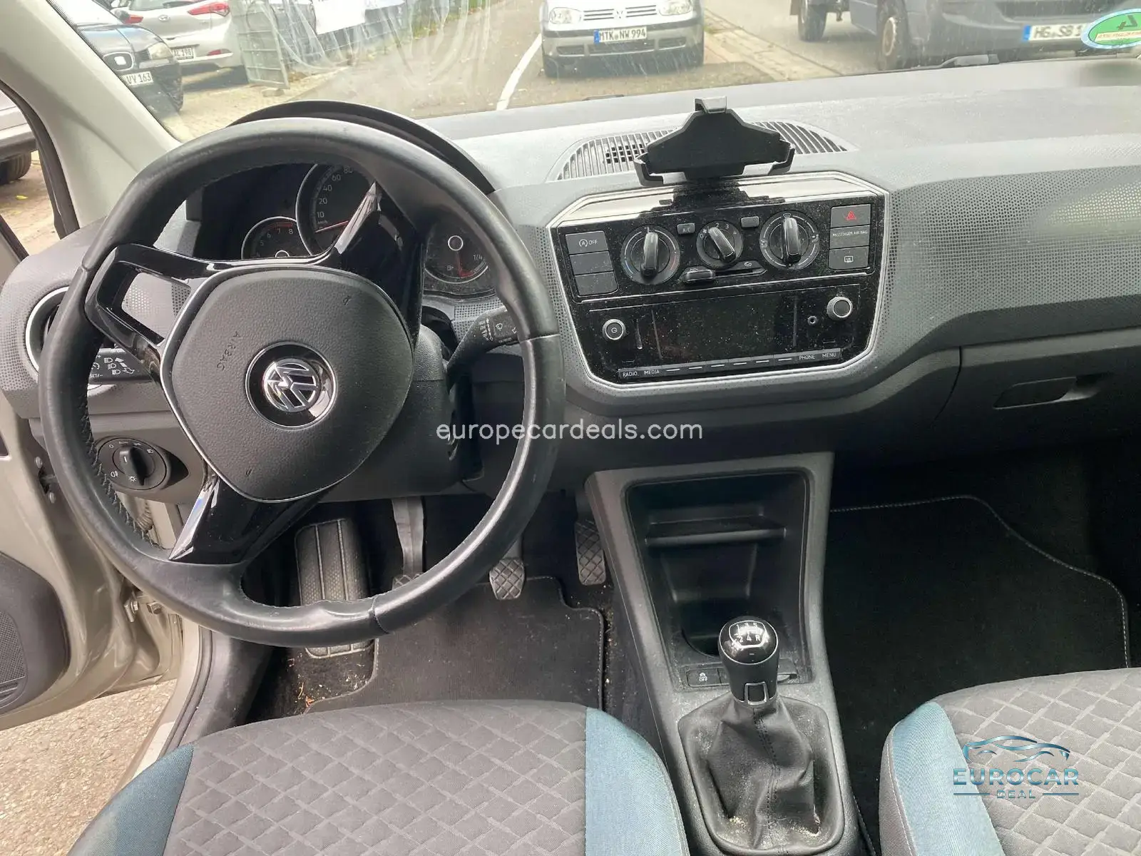 Volkswagen up!