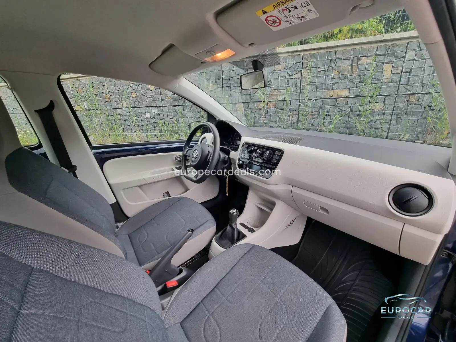 Volkswagen up!