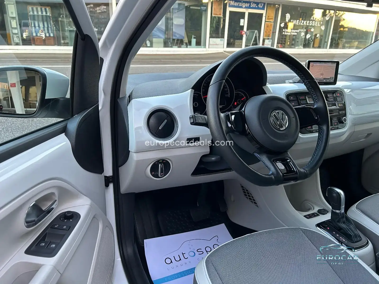 Volkswagen up!
