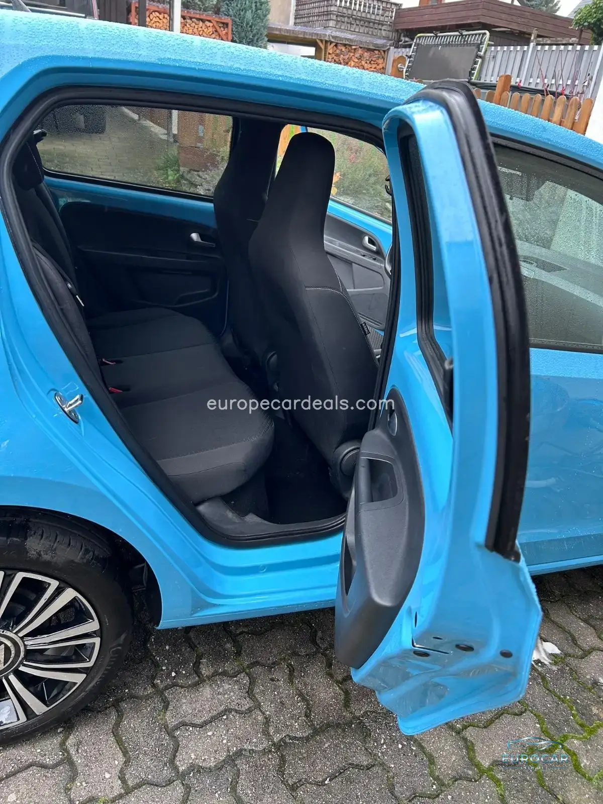 Volkswagen up!