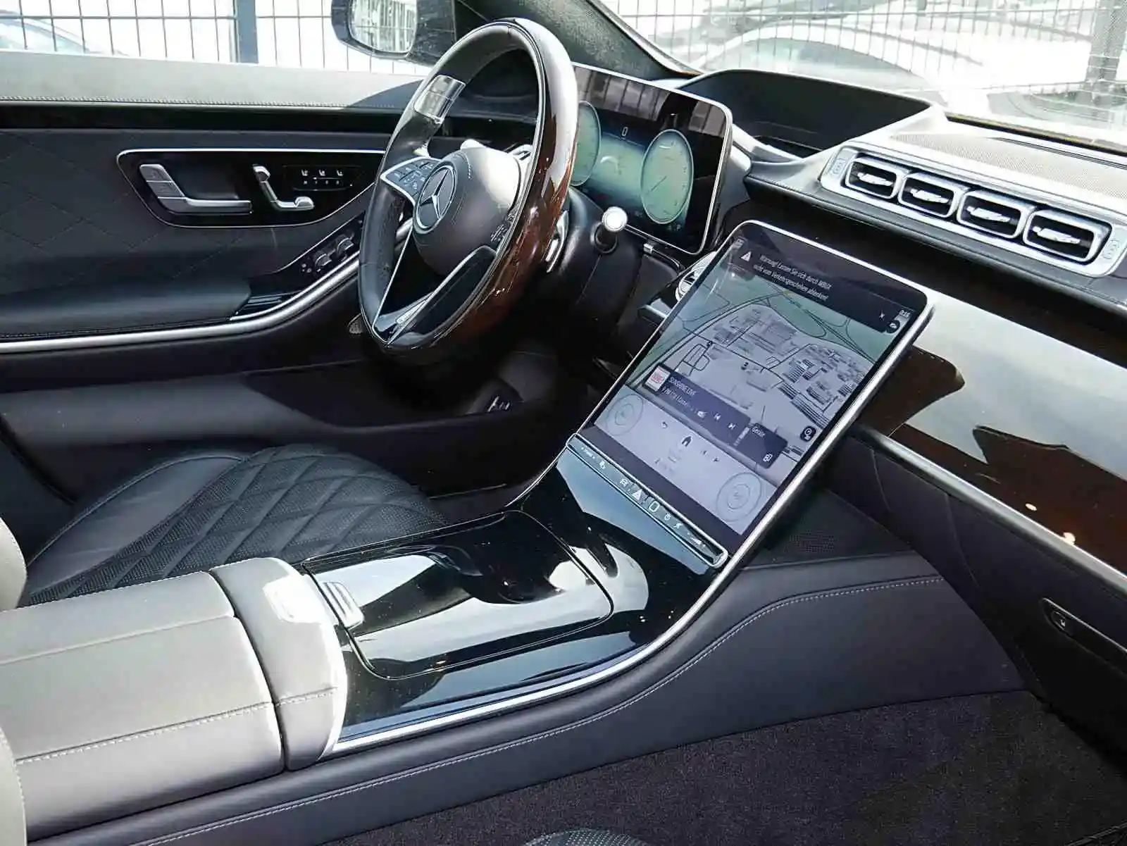 Mercedes-Benz S 500