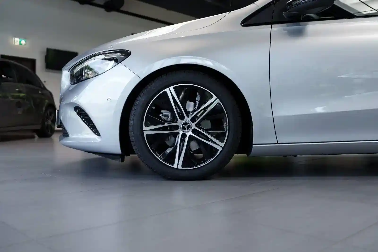 Mercedes-Benz B 200