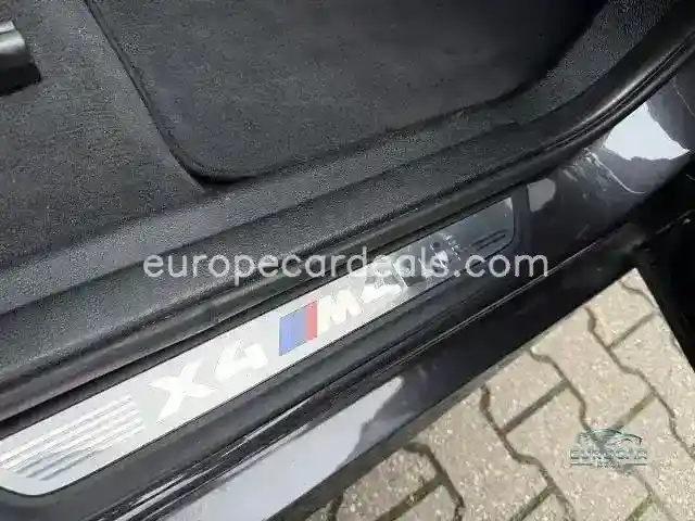 BMW X4 M40