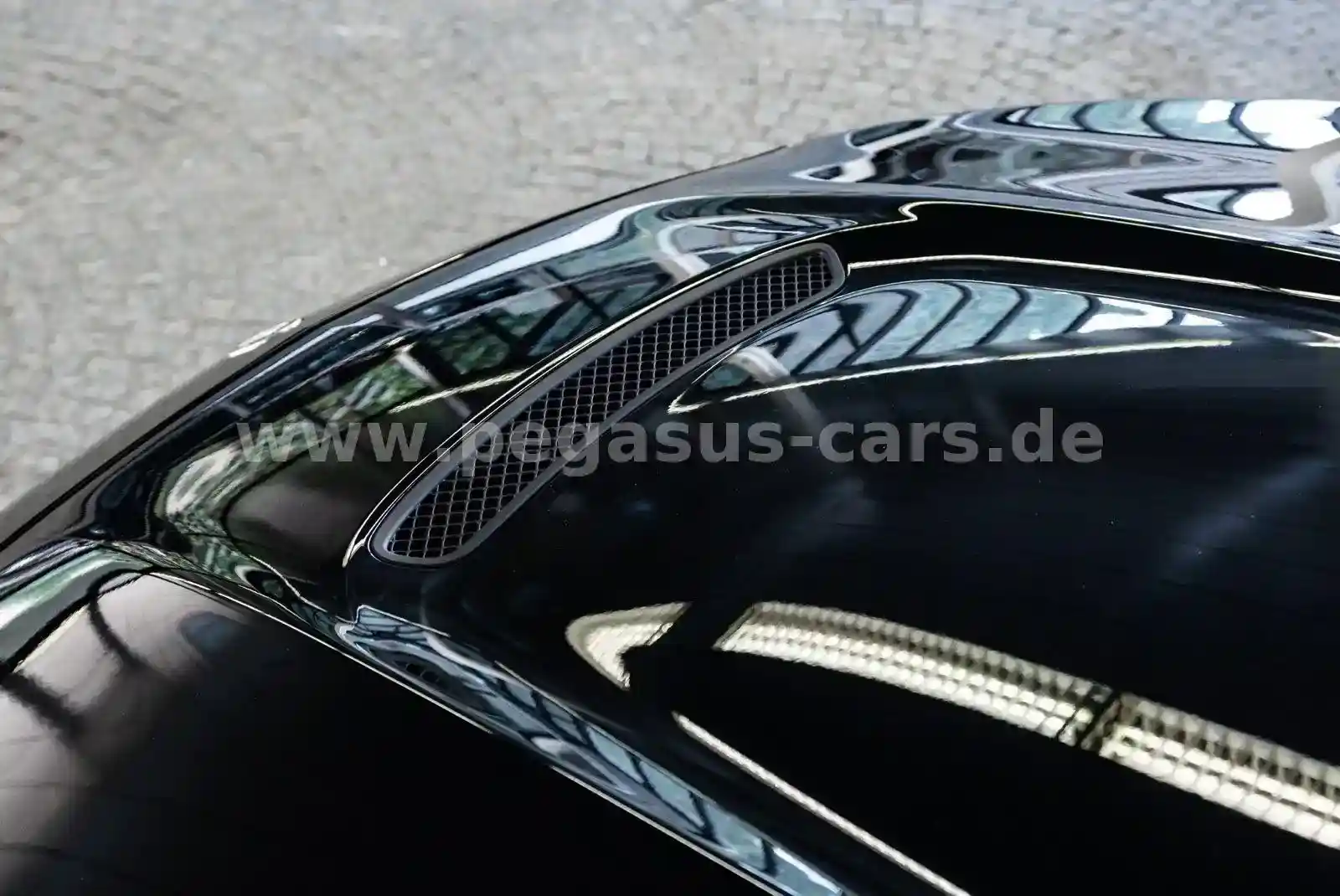 Mercedes-Benz C 63 AMG