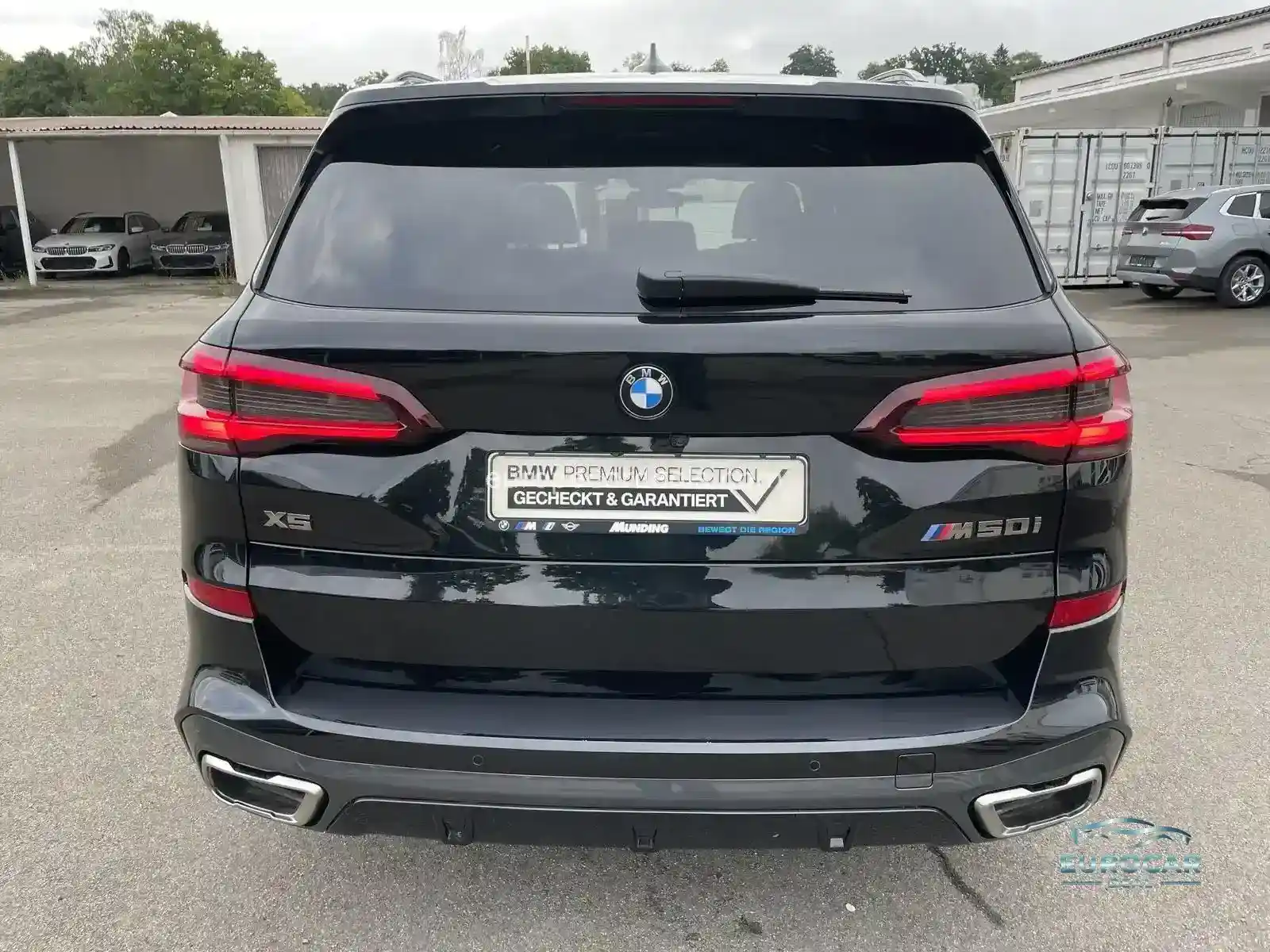 BMW X5 M50
