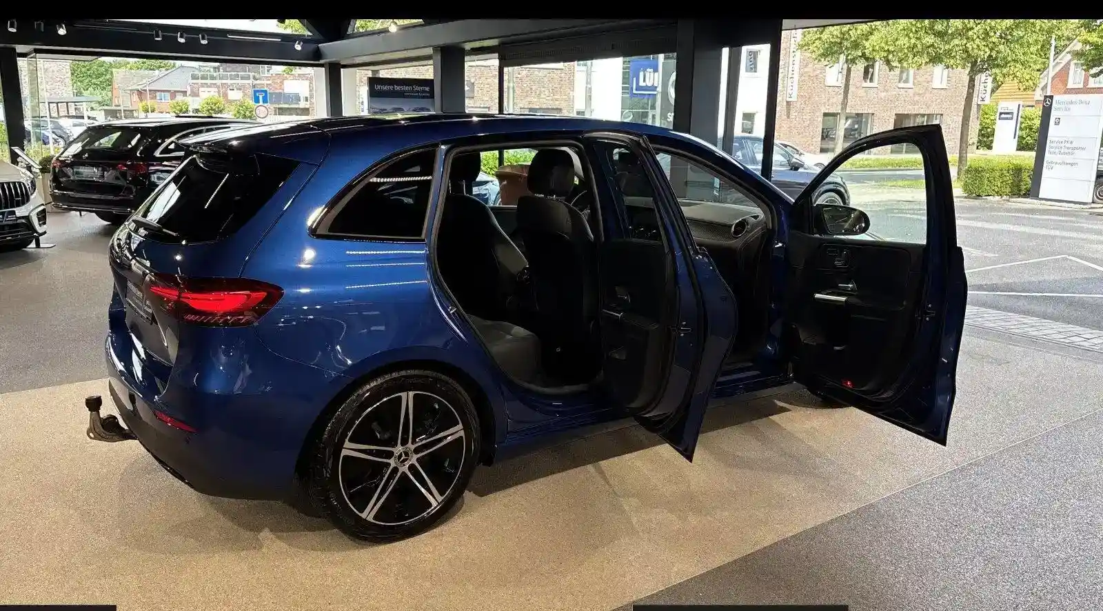 Mercedes-Benz B 200