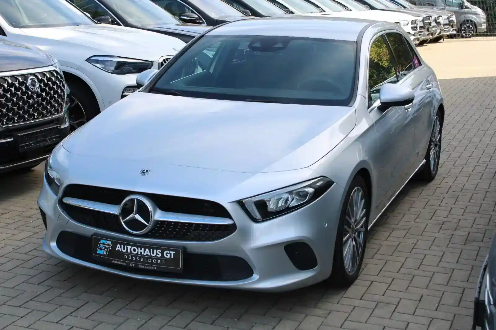 Mercedes-Benz A 180