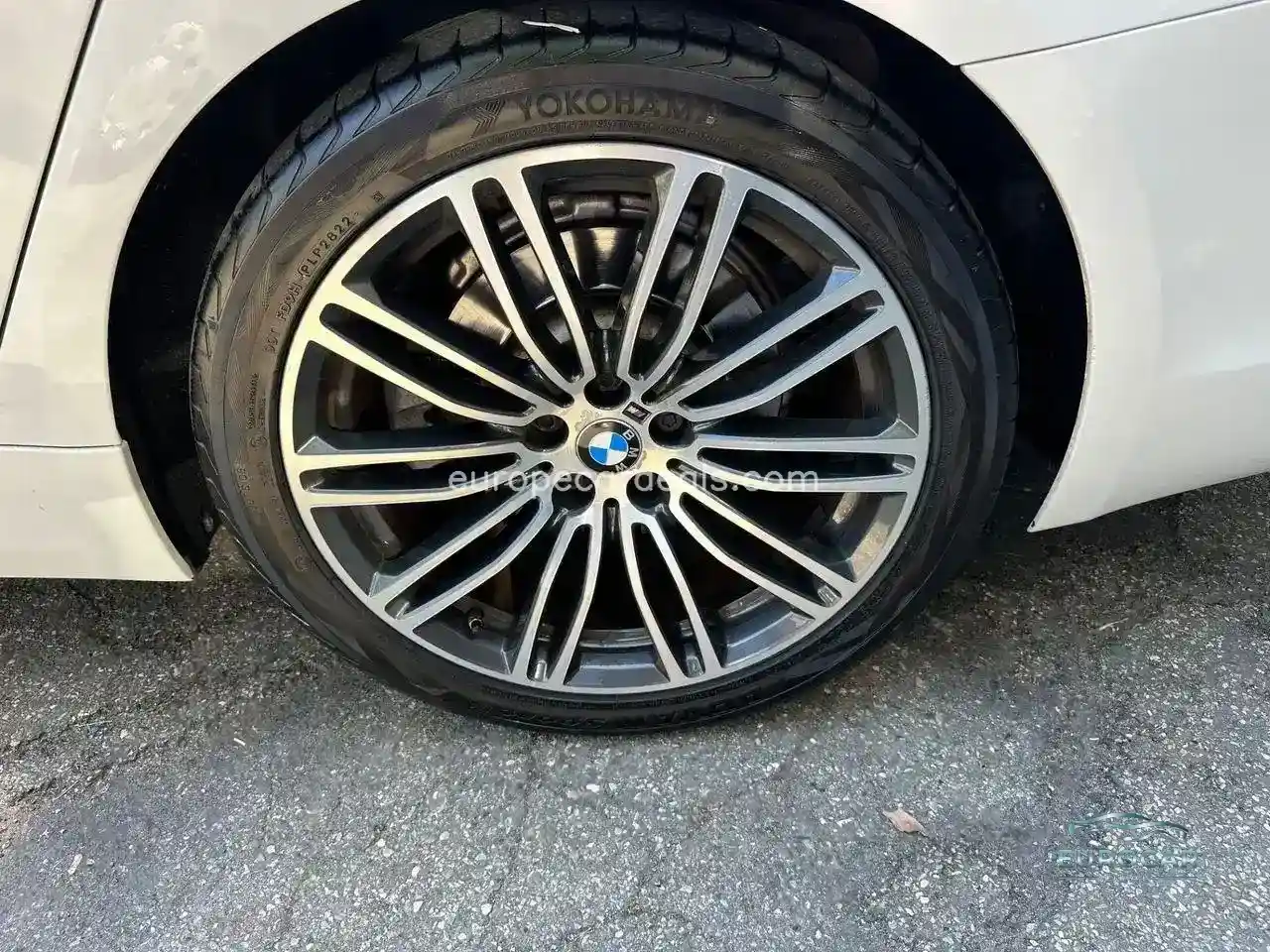 BMW 518