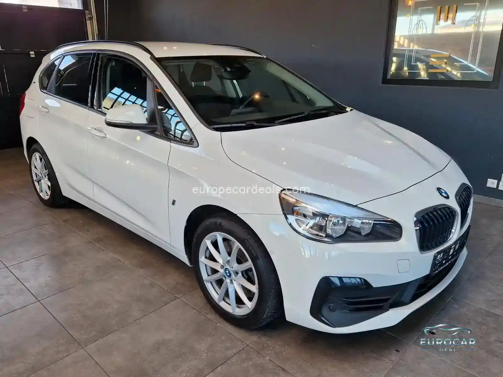 BMW 225