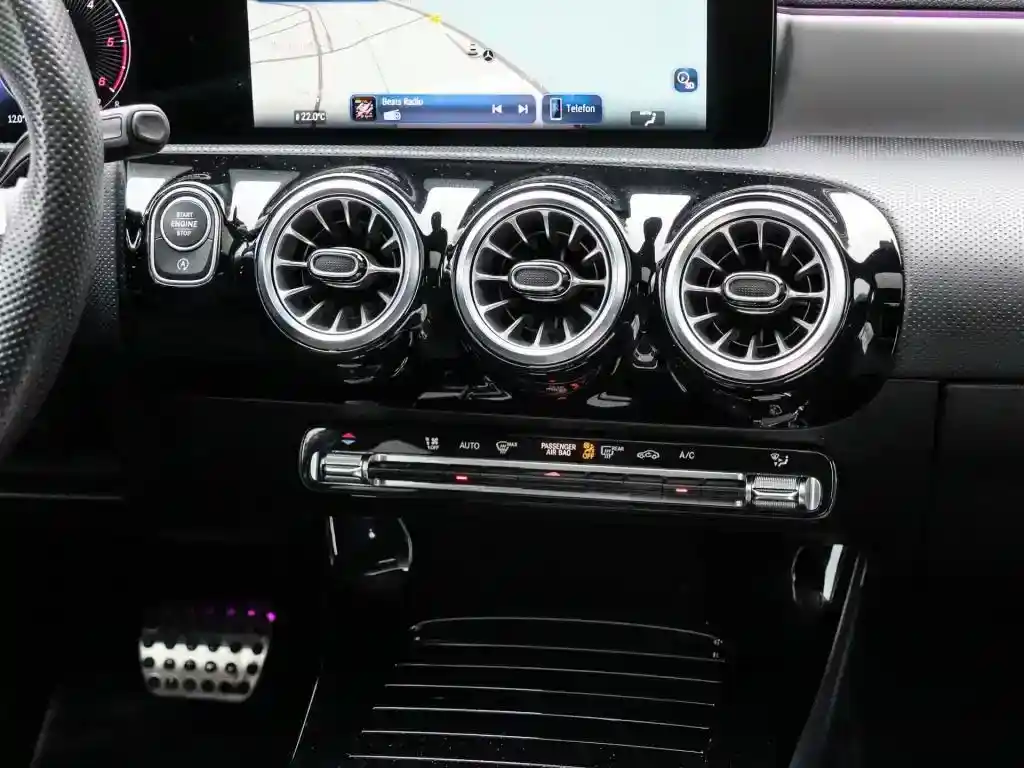 Mercedes-Benz CLA 200 Shooting Brake