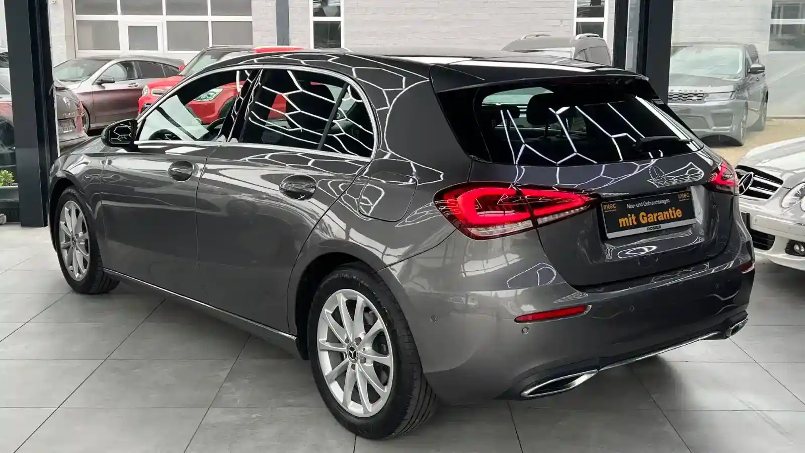 Mercedes-Benz A 200