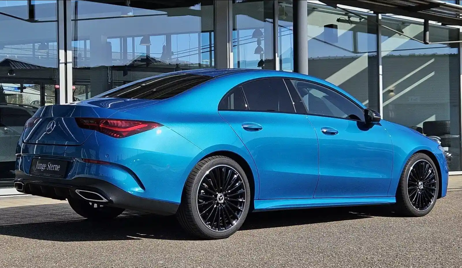 Mercedes-Benz CLA 220