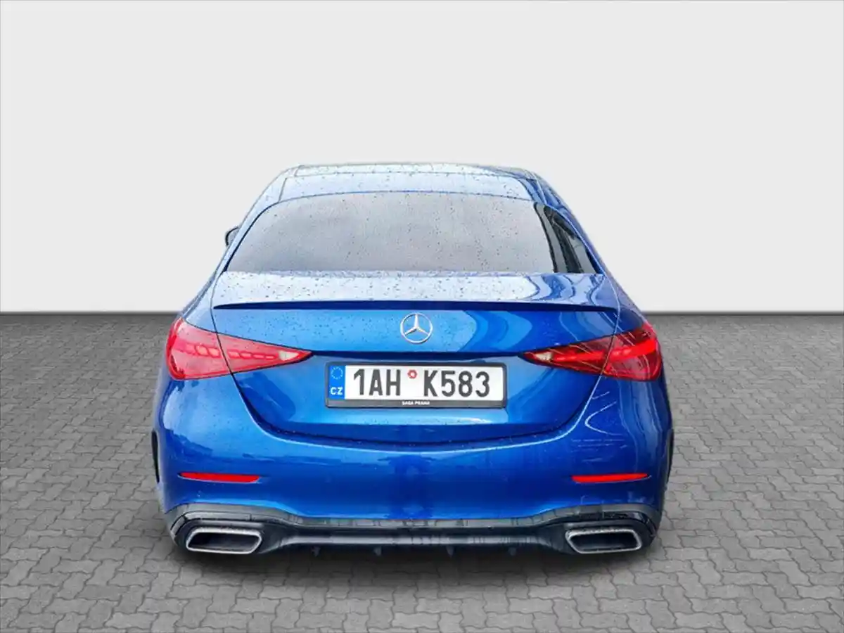 Mercedes-Benz C 220