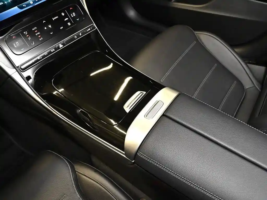 Mercedes-Benz C 400