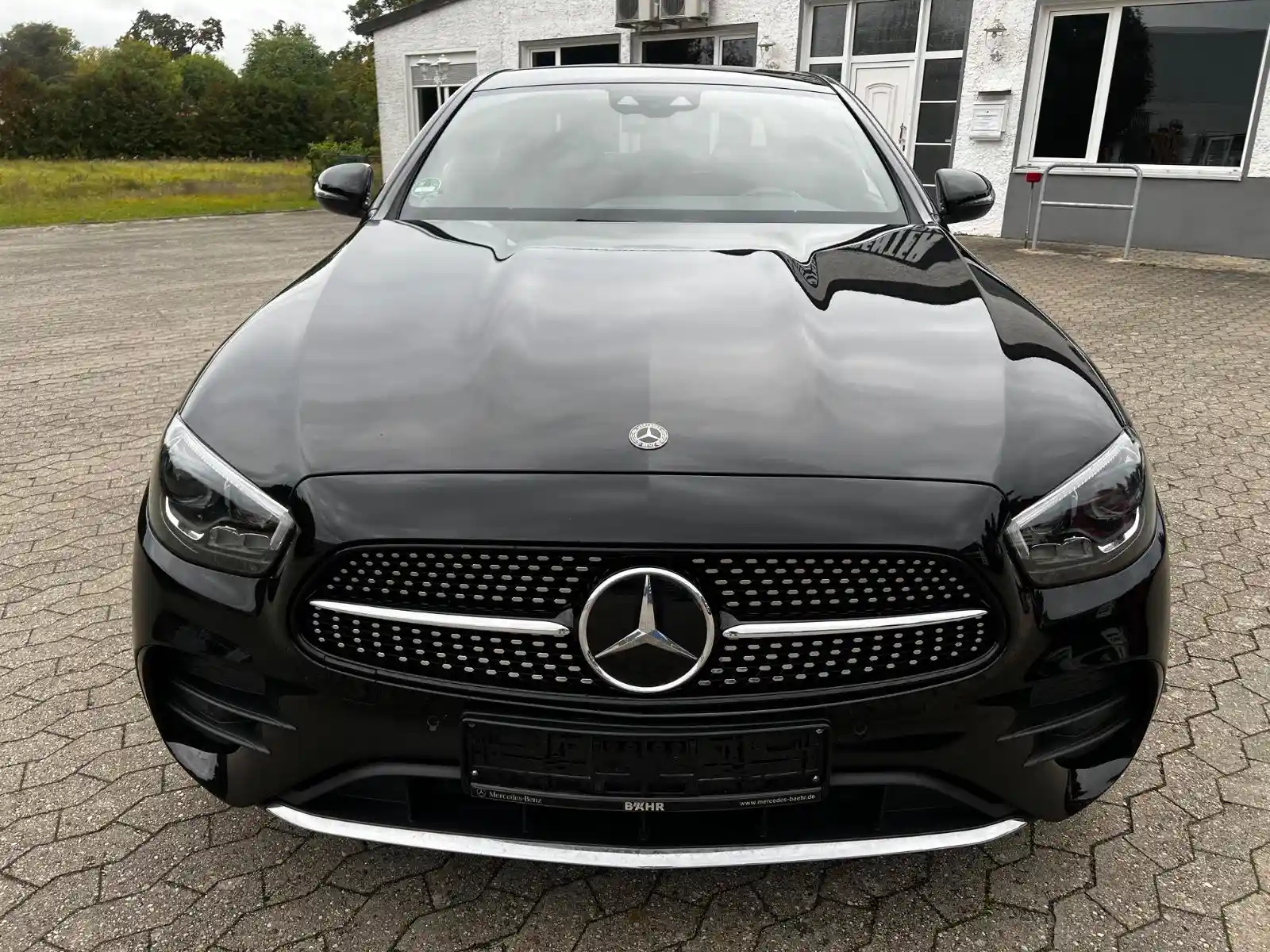 Mercedes-Benz E 300
