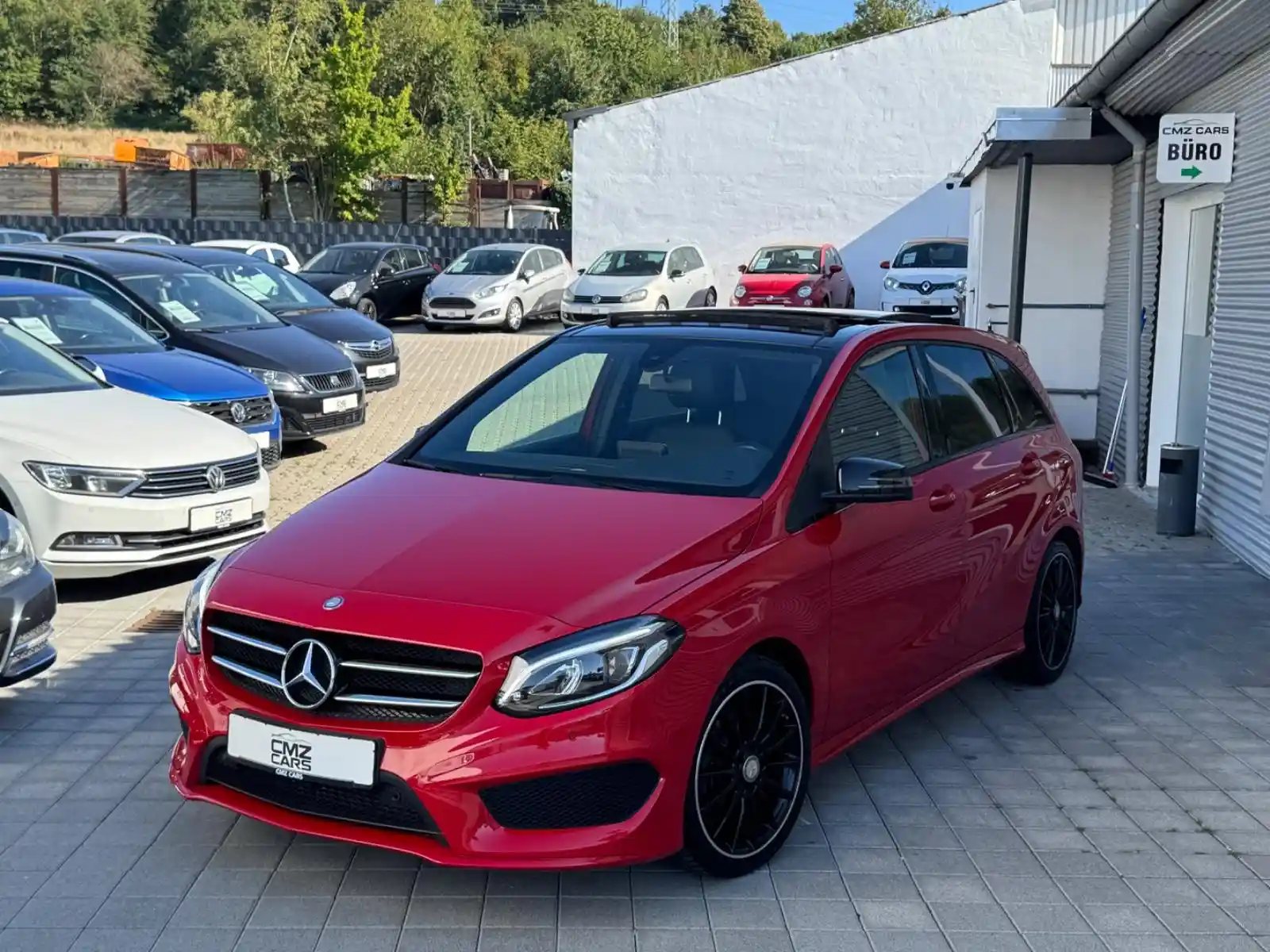 Mercedes-Benz B 180