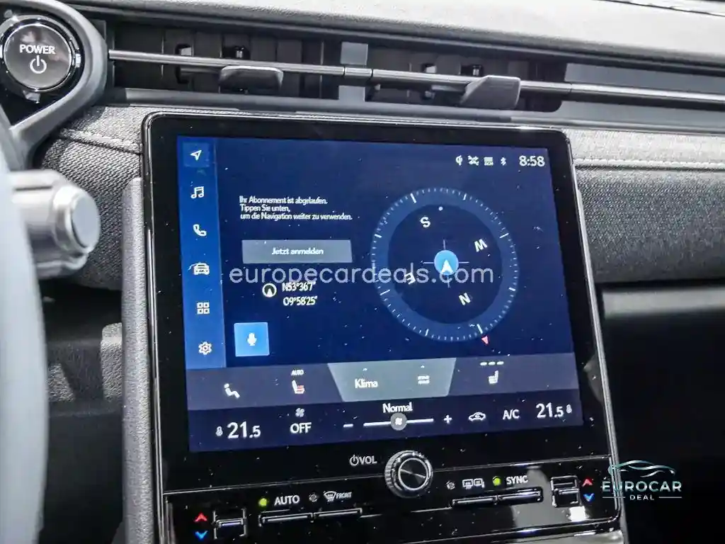Lexus LBX