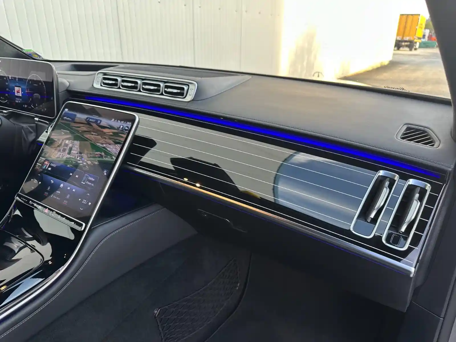 Mercedes-Benz S 400