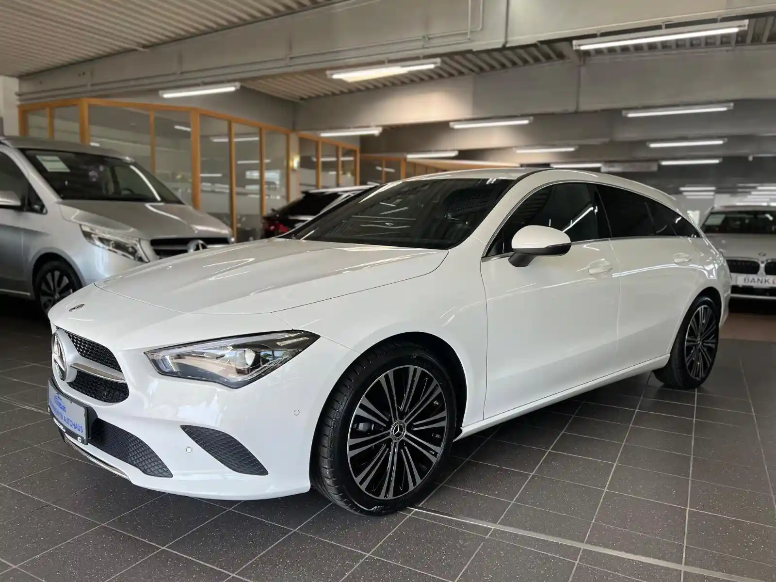 Mercedes-Benz CLA 200 Shooting Brake