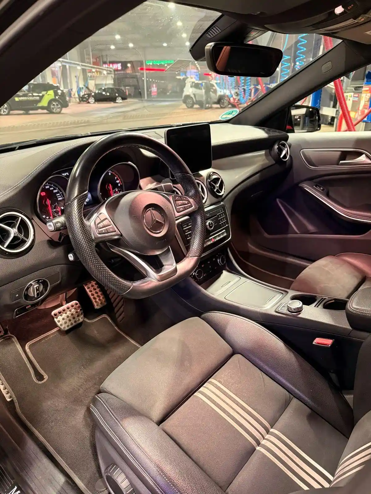 Mercedes-Benz A 200