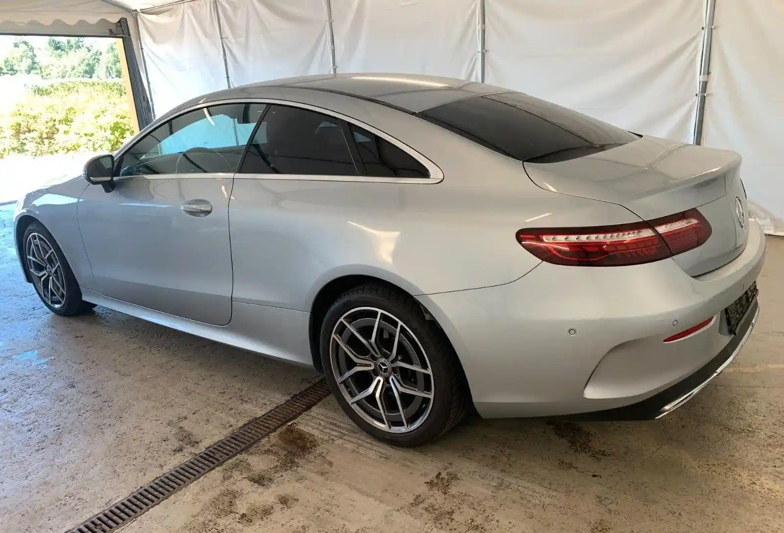 Mercedes-Benz E 400
