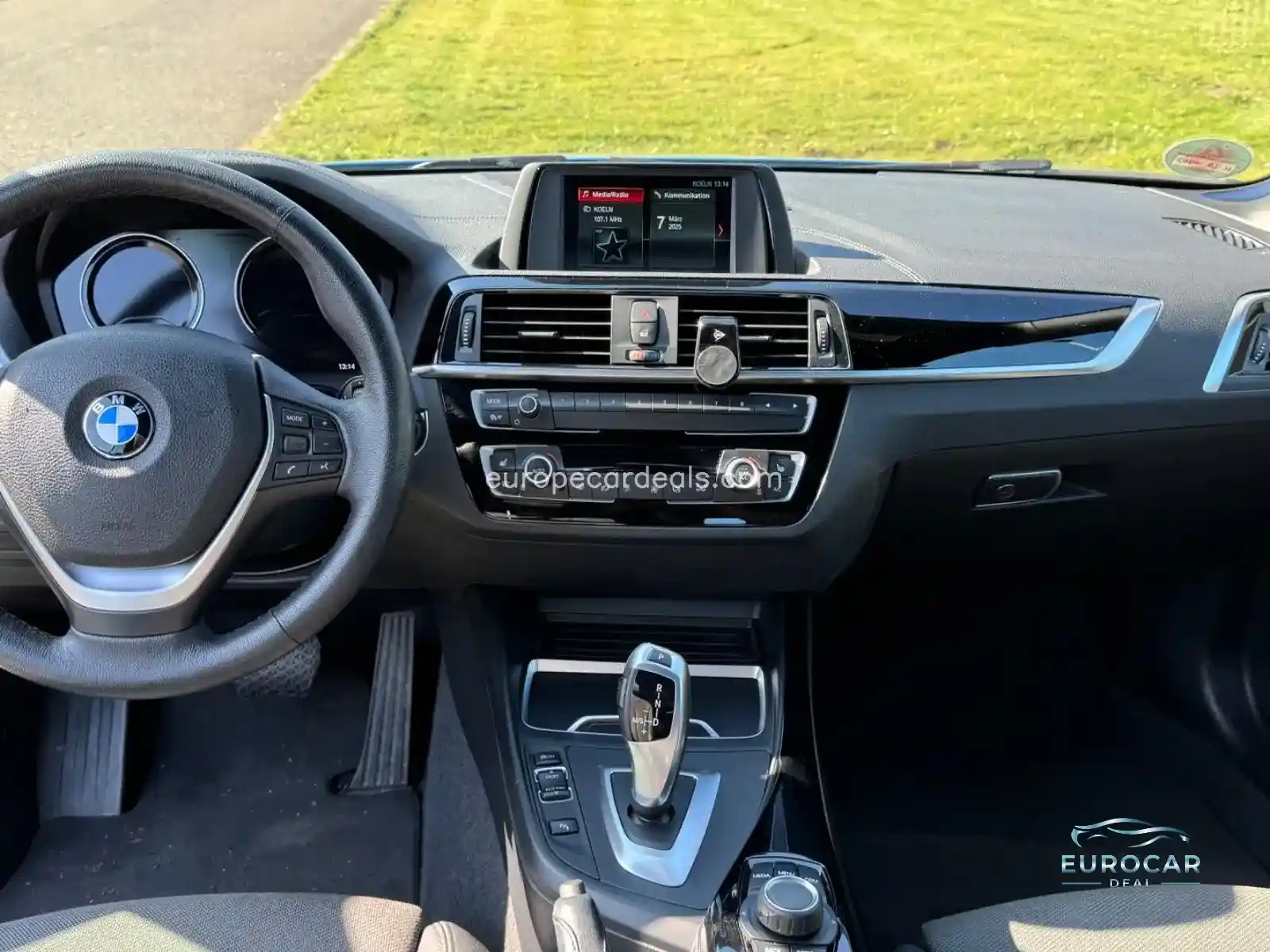 BMW 218
