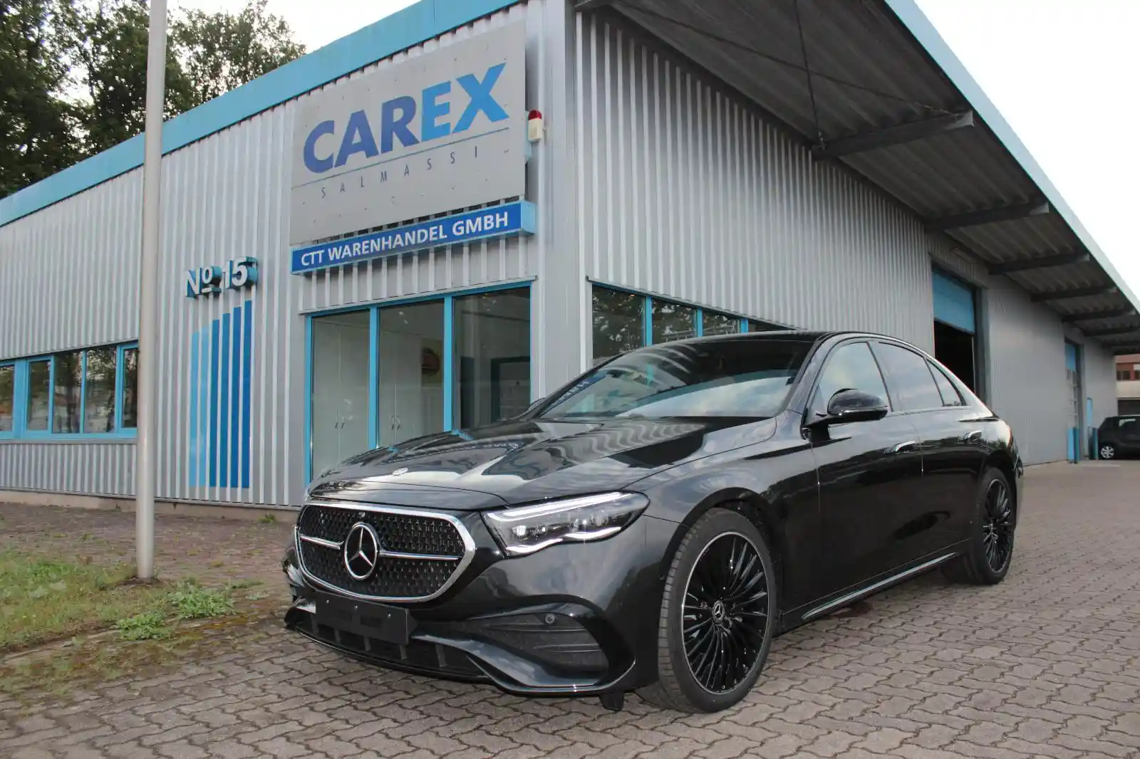 Mercedes-Benz E 200