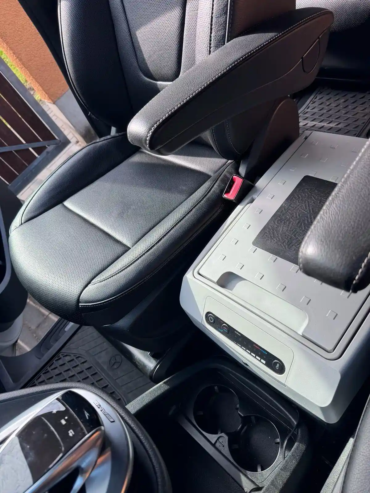Mercedes-Benz E 250