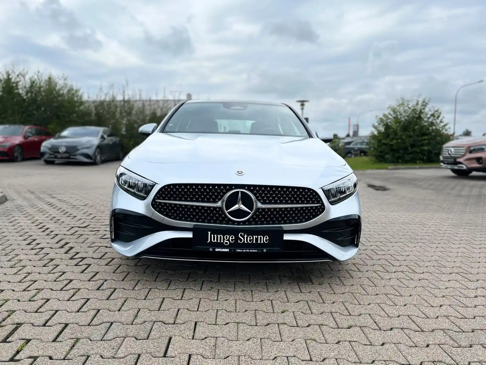 Mercedes-Benz A 220