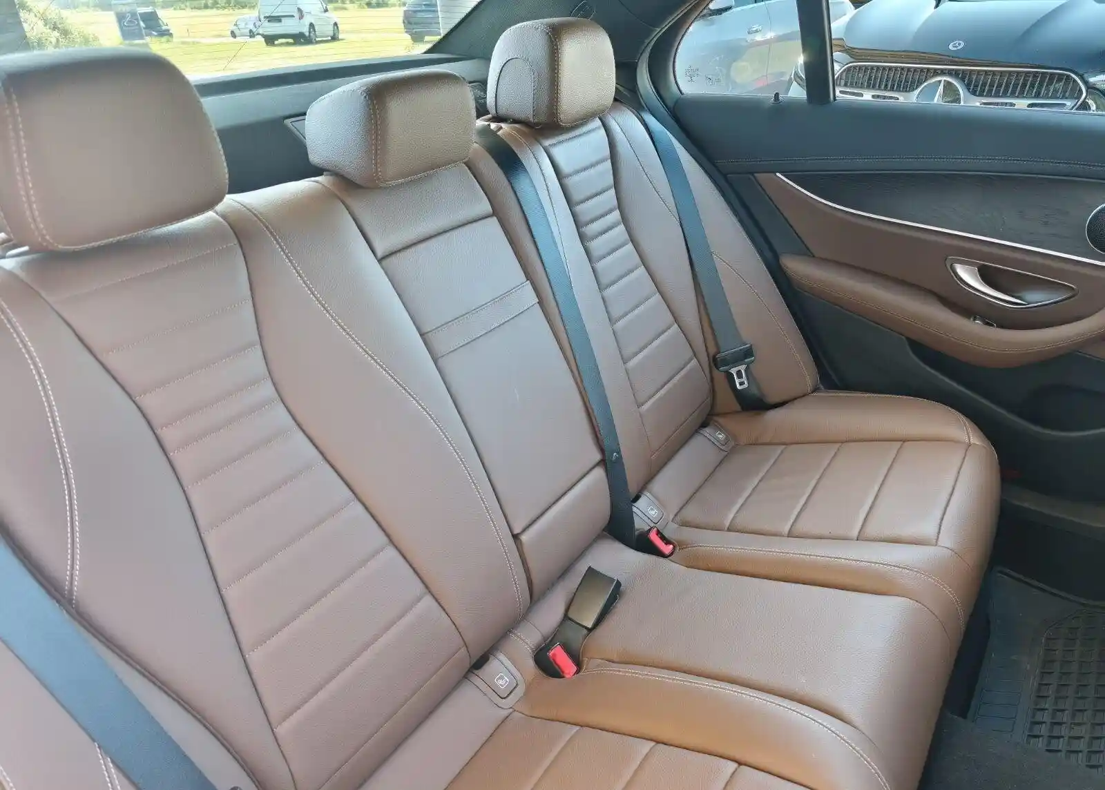 Mercedes-Benz E 400