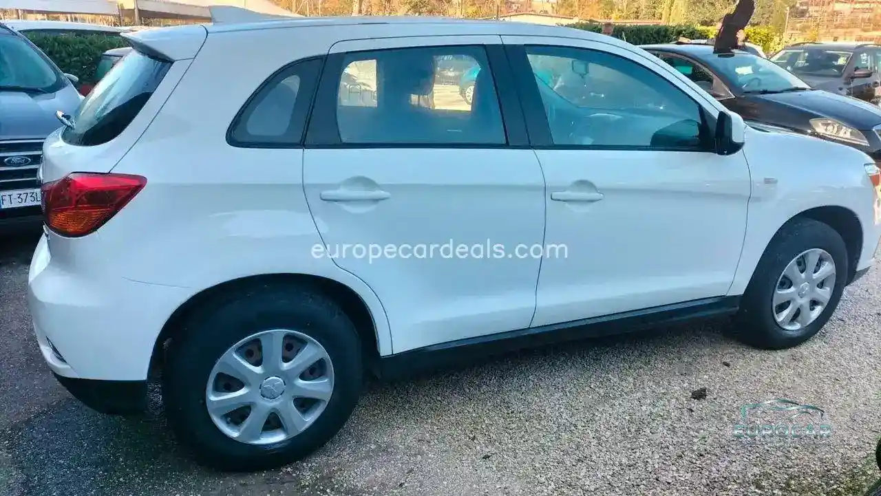 Mitsubishi ASX
