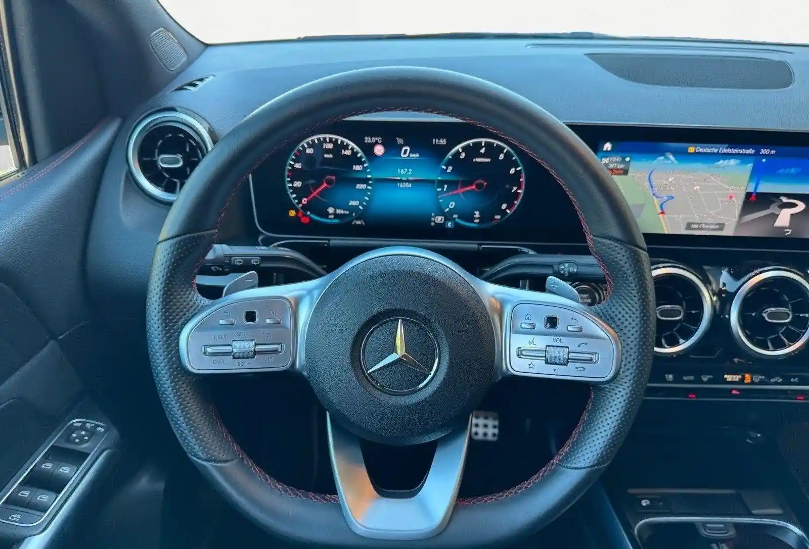 Mercedes-Benz B 220