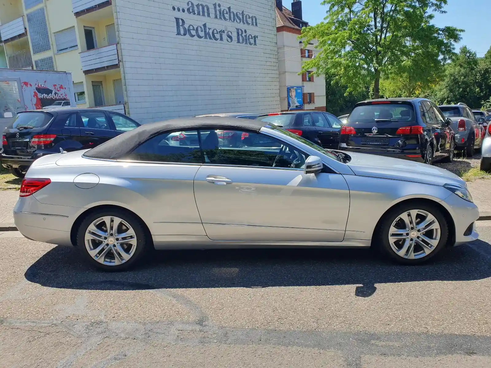 Mercedes-Benz E 200