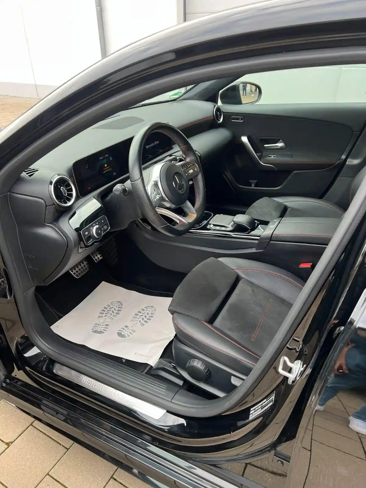 Mercedes-Benz A 200
