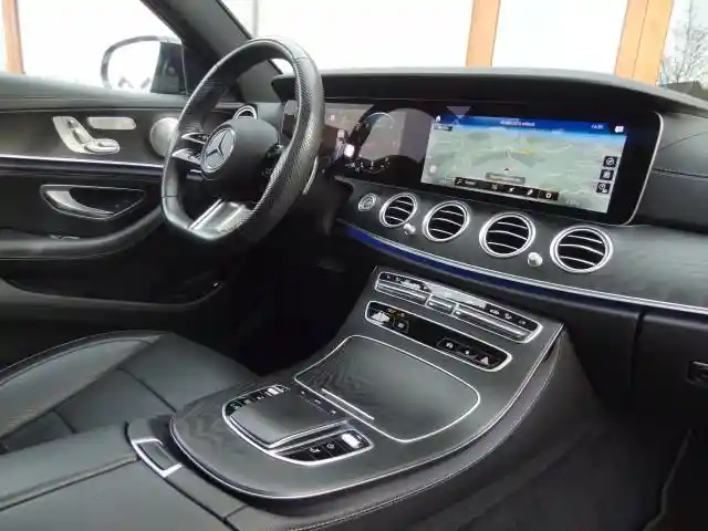 Mercedes-Benz E 400