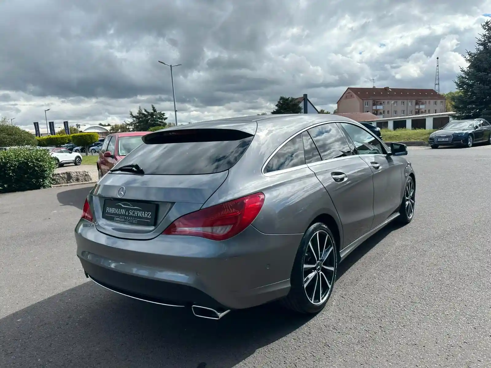 Mercedes-Benz CLA 180