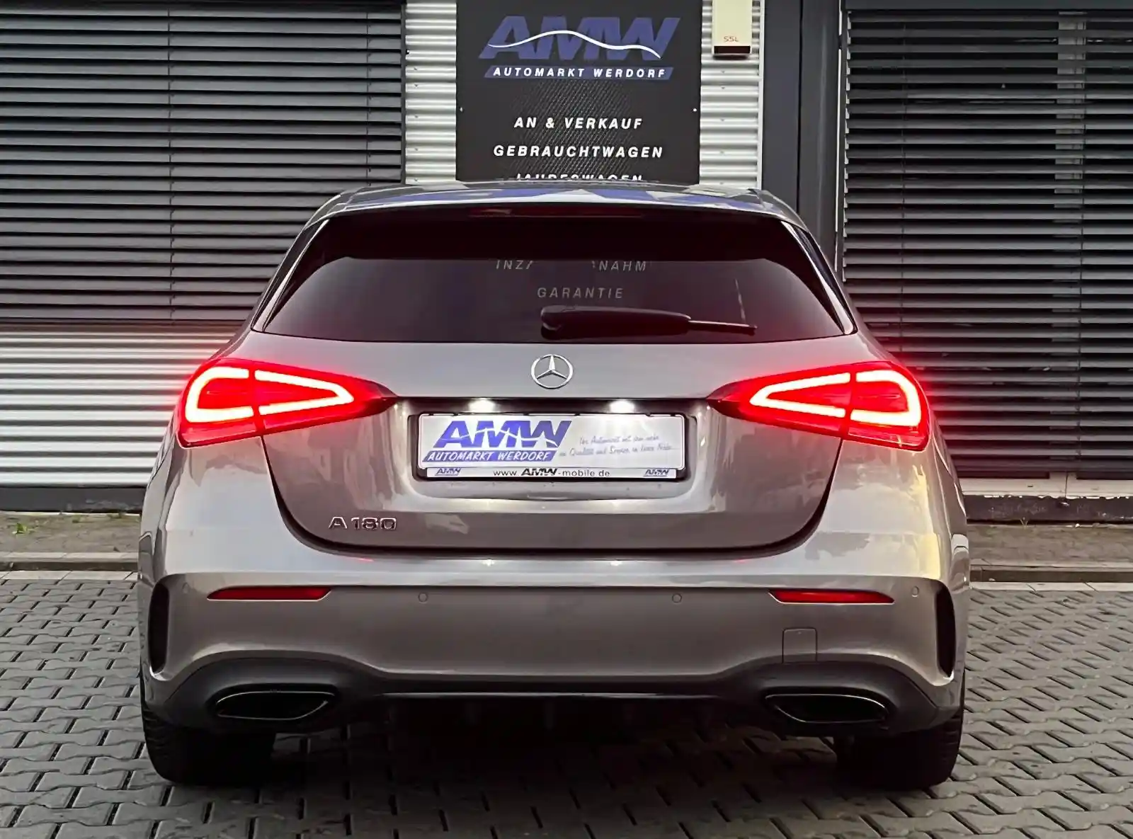 Mercedes-Benz A 180