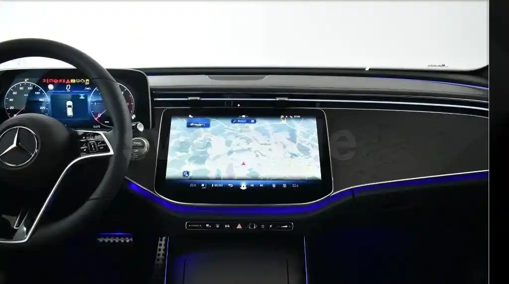 Mercedes-Benz E 220