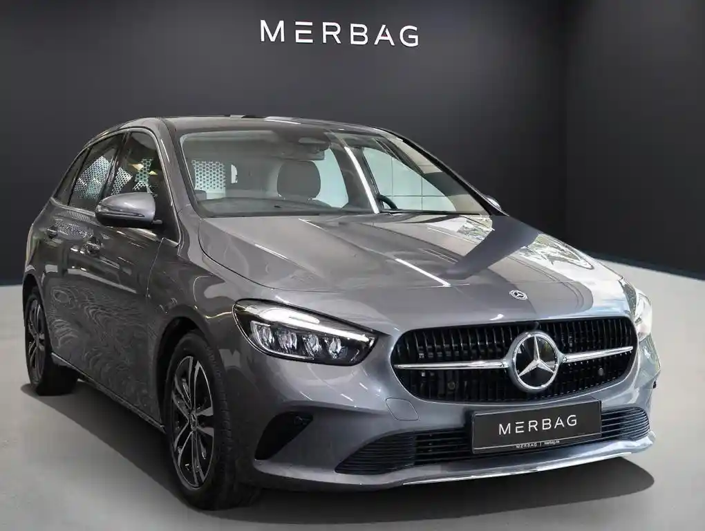 Mercedes-Benz B 180