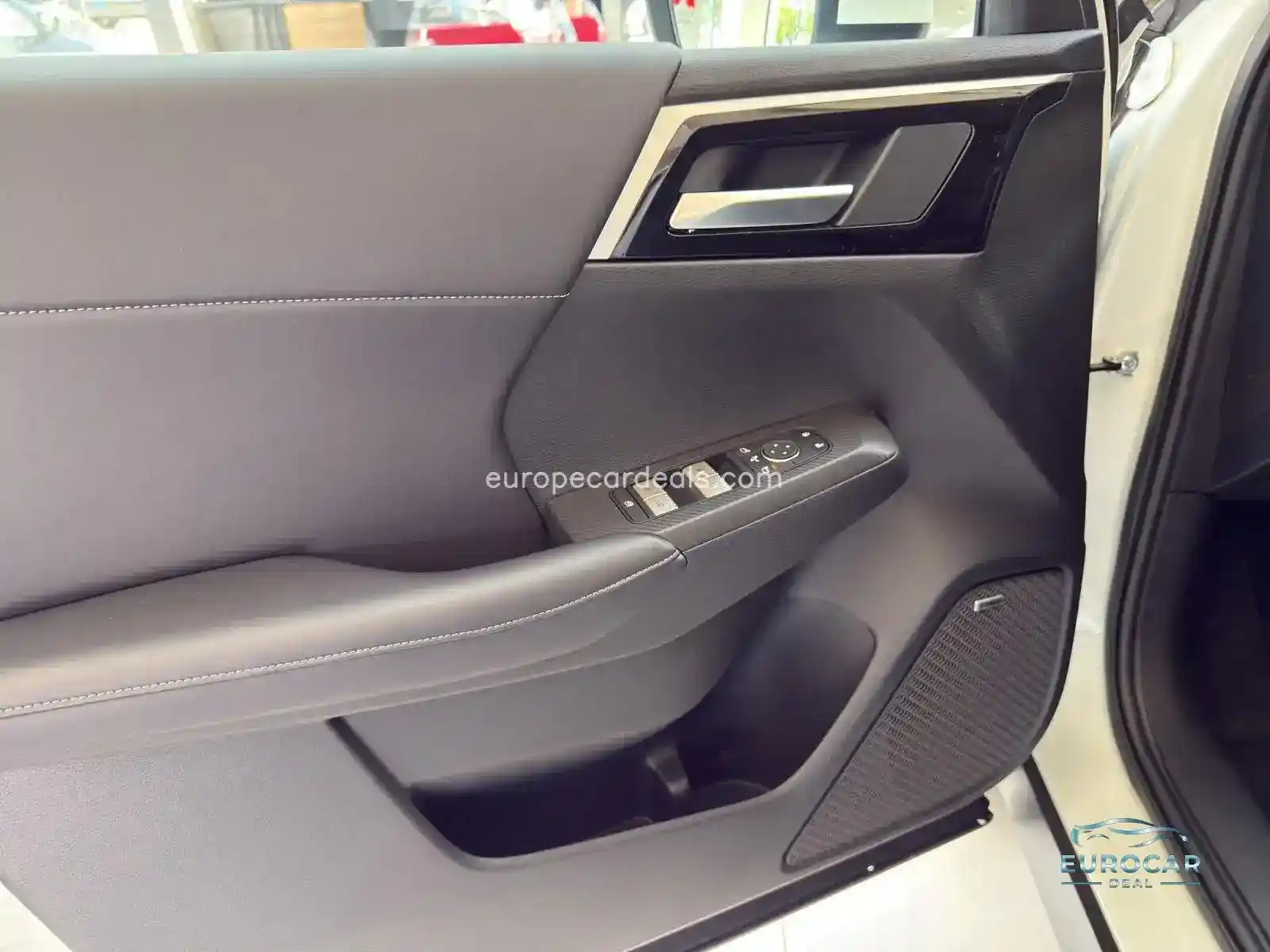 Mitsubishi Plug-in Hybrid Outlander