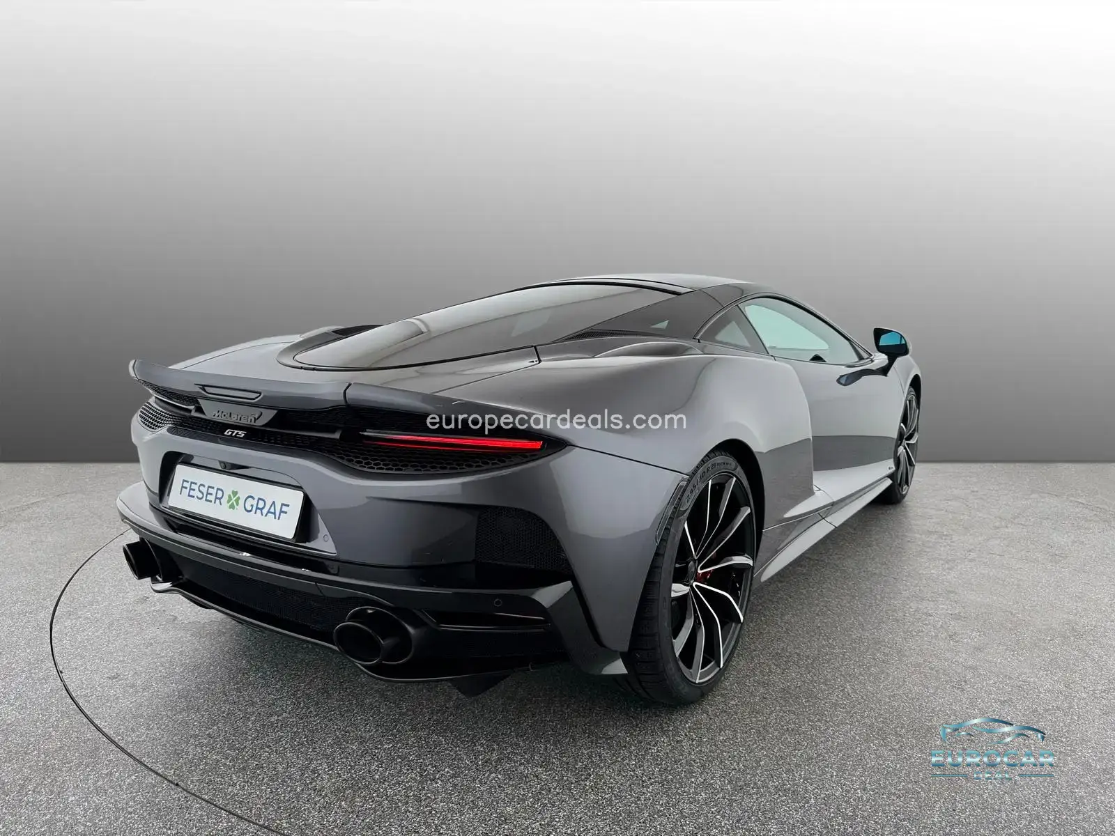 McLaren GT