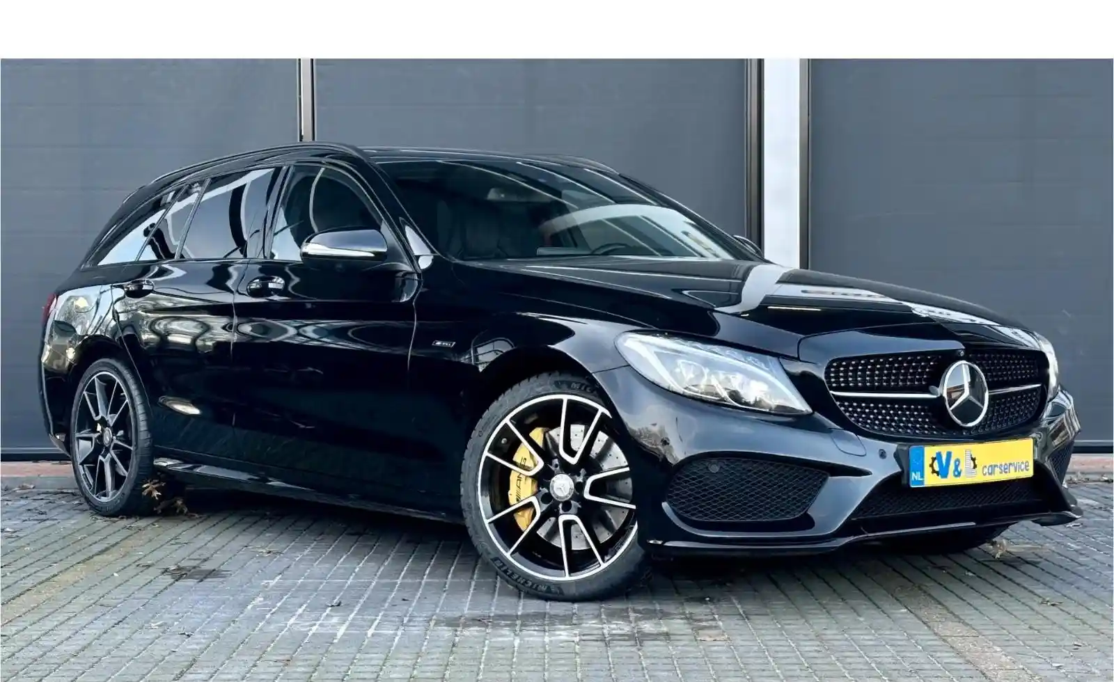 Mercedes-Benz C 450 AMG