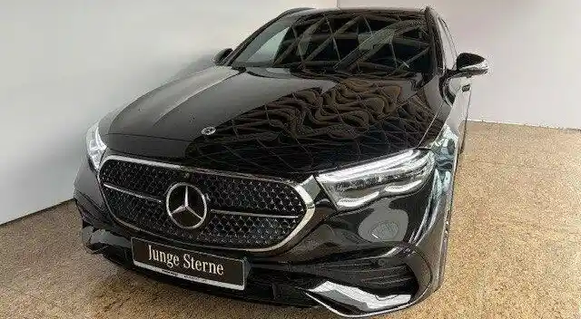 Mercedes-Benz E 300